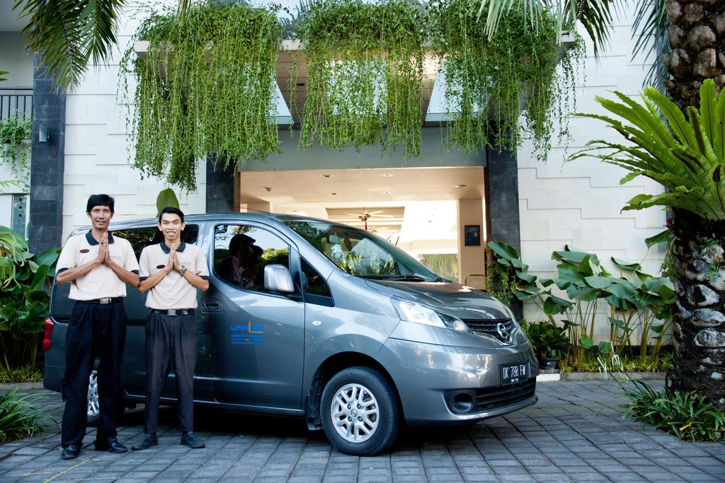 Aparthotel Umalas & 3*